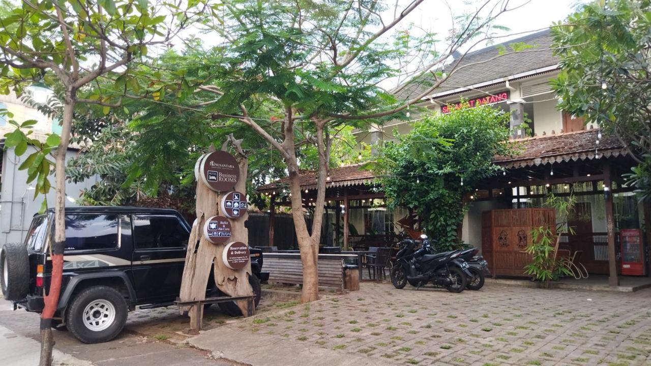 Nusantara Hotel Syariah Jepara Exterior photo