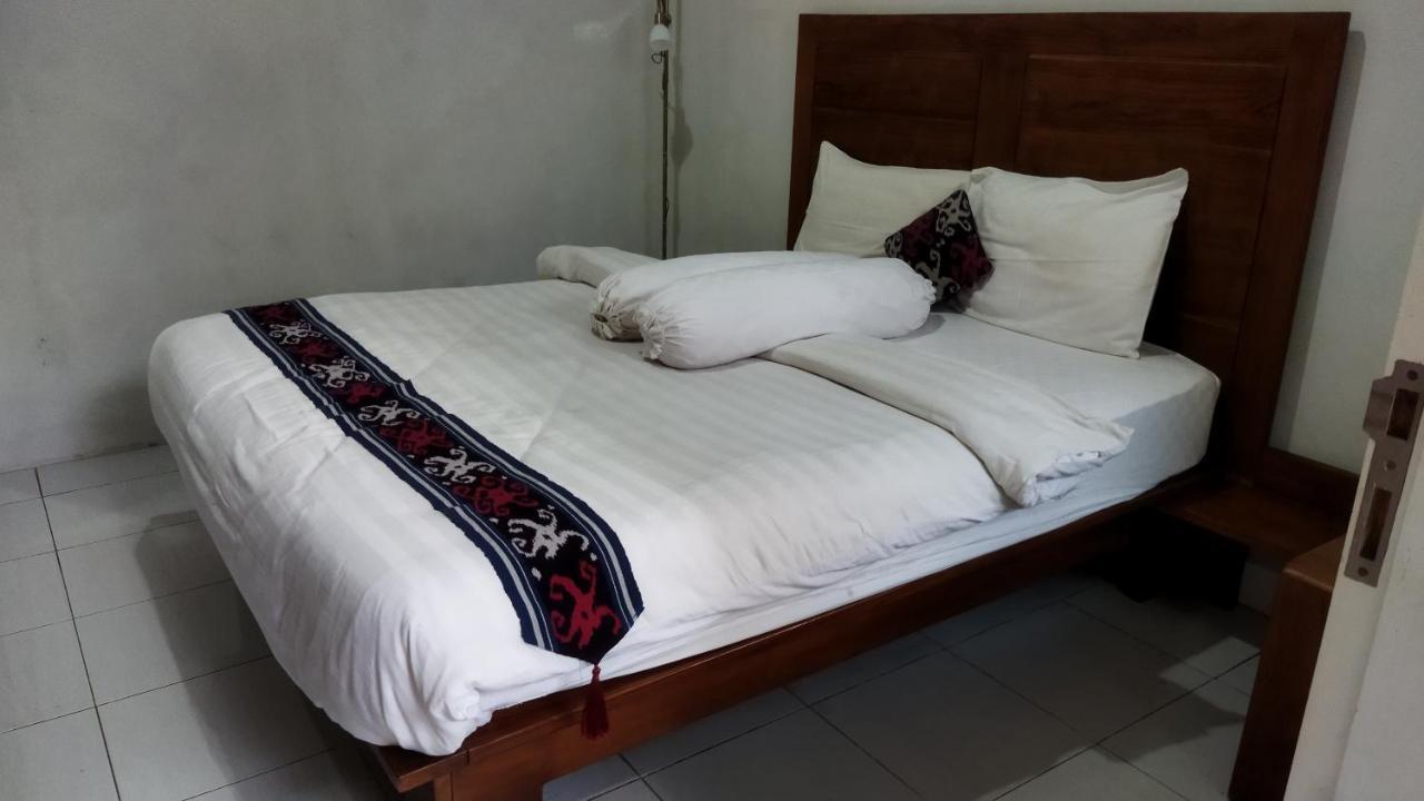 Nusantara Hotel Syariah Jepara Exterior photo