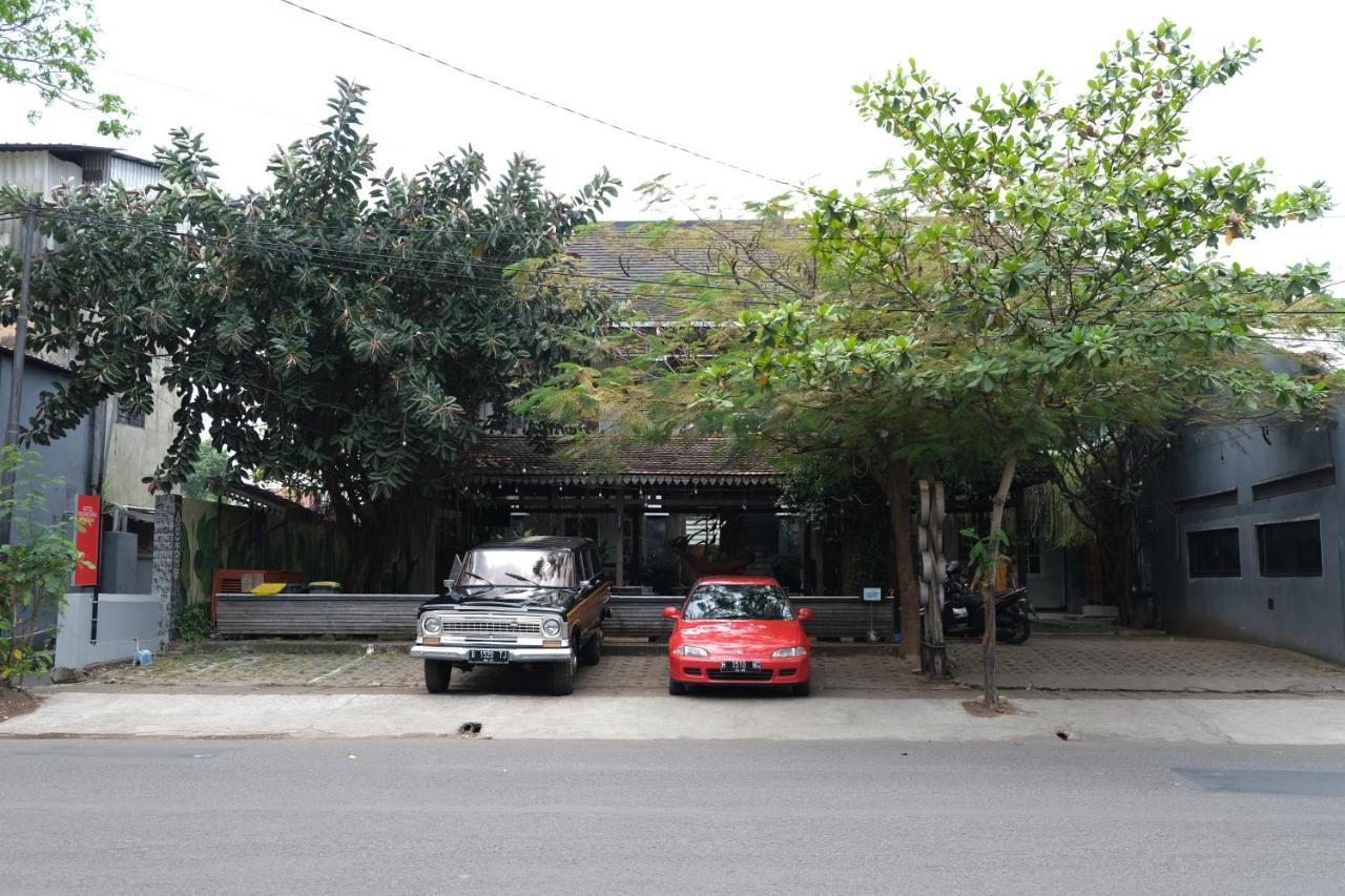 Nusantara Hotel Syariah Jepara Exterior photo