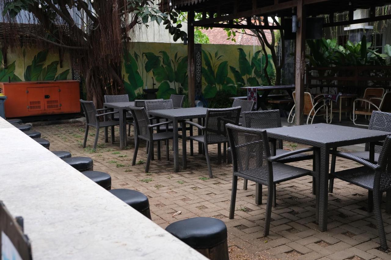 Nusantara Hotel Syariah Jepara Exterior photo