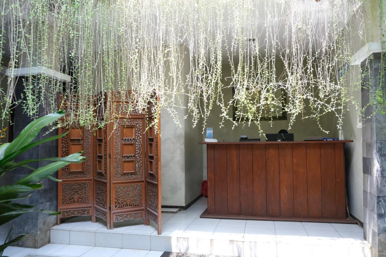 Nusantara Hotel Syariah Jepara Exterior photo